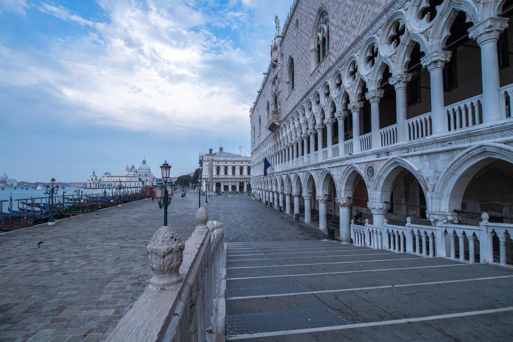 Cà Domino Appartamento Venezia Esterno foto